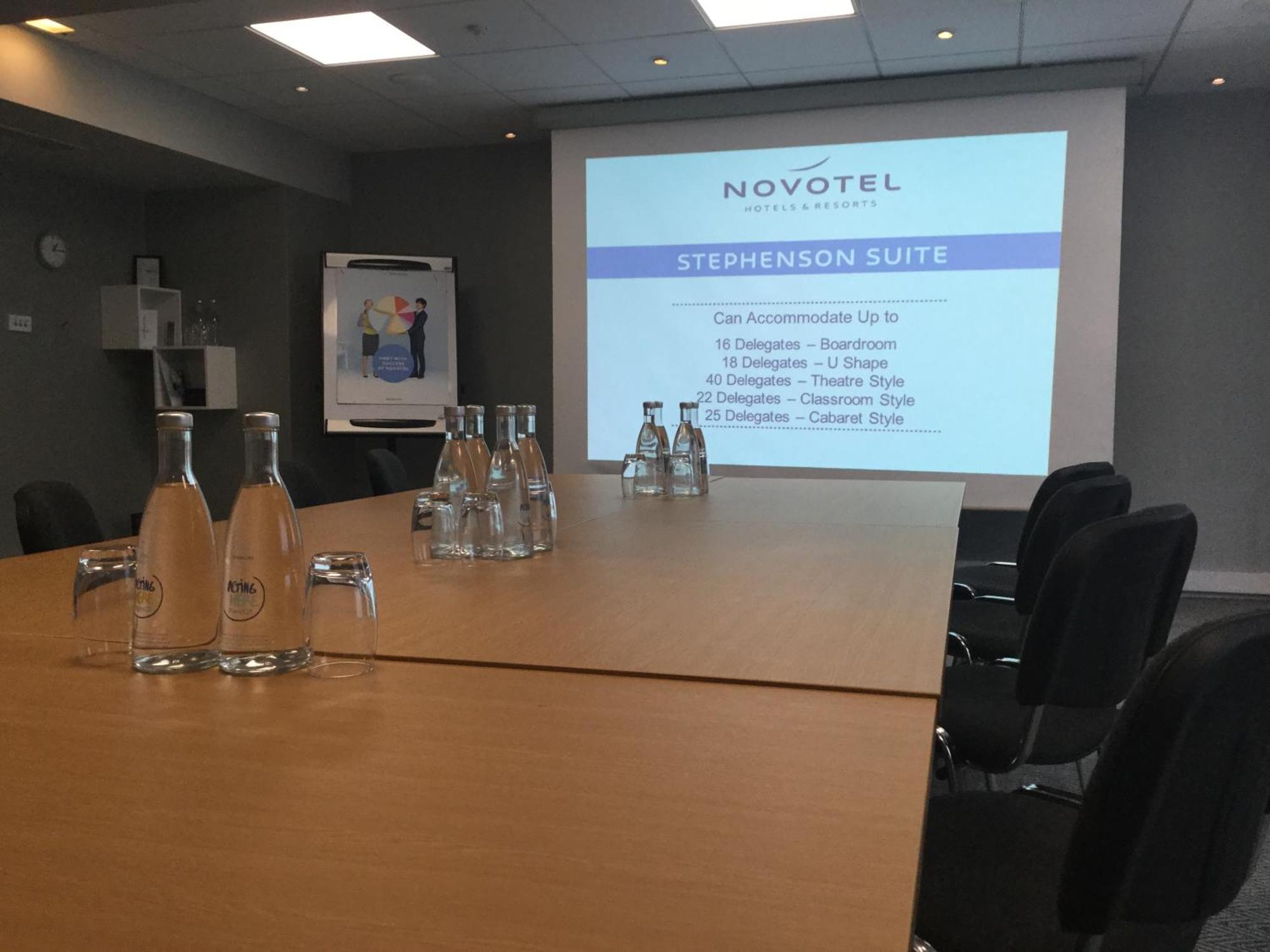 Novotel Manchester West Worsley Kültér fotó